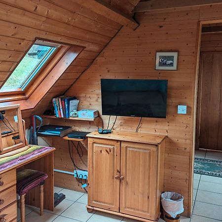 The Loft Apartment Llangunllo ภายนอก รูปภาพ