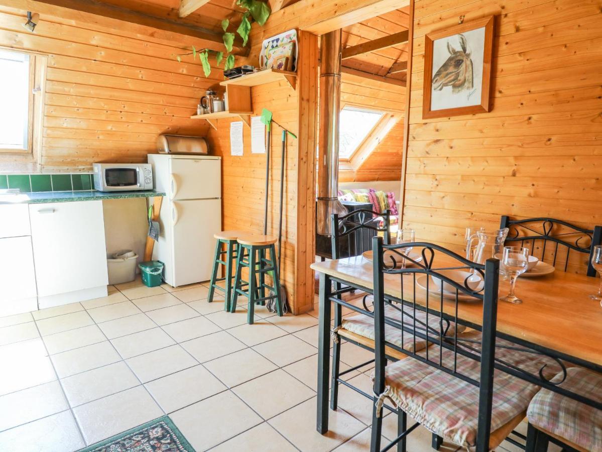 The Loft Apartment Llangunllo ภายนอก รูปภาพ